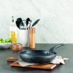 productHero-SPOTWF-BP80361800-black-4