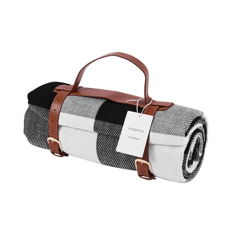 productHero-SPOTWF-BP80726832-black-and-white-checker productHero-SPOTWF-BP80726832-black-and-white-checker